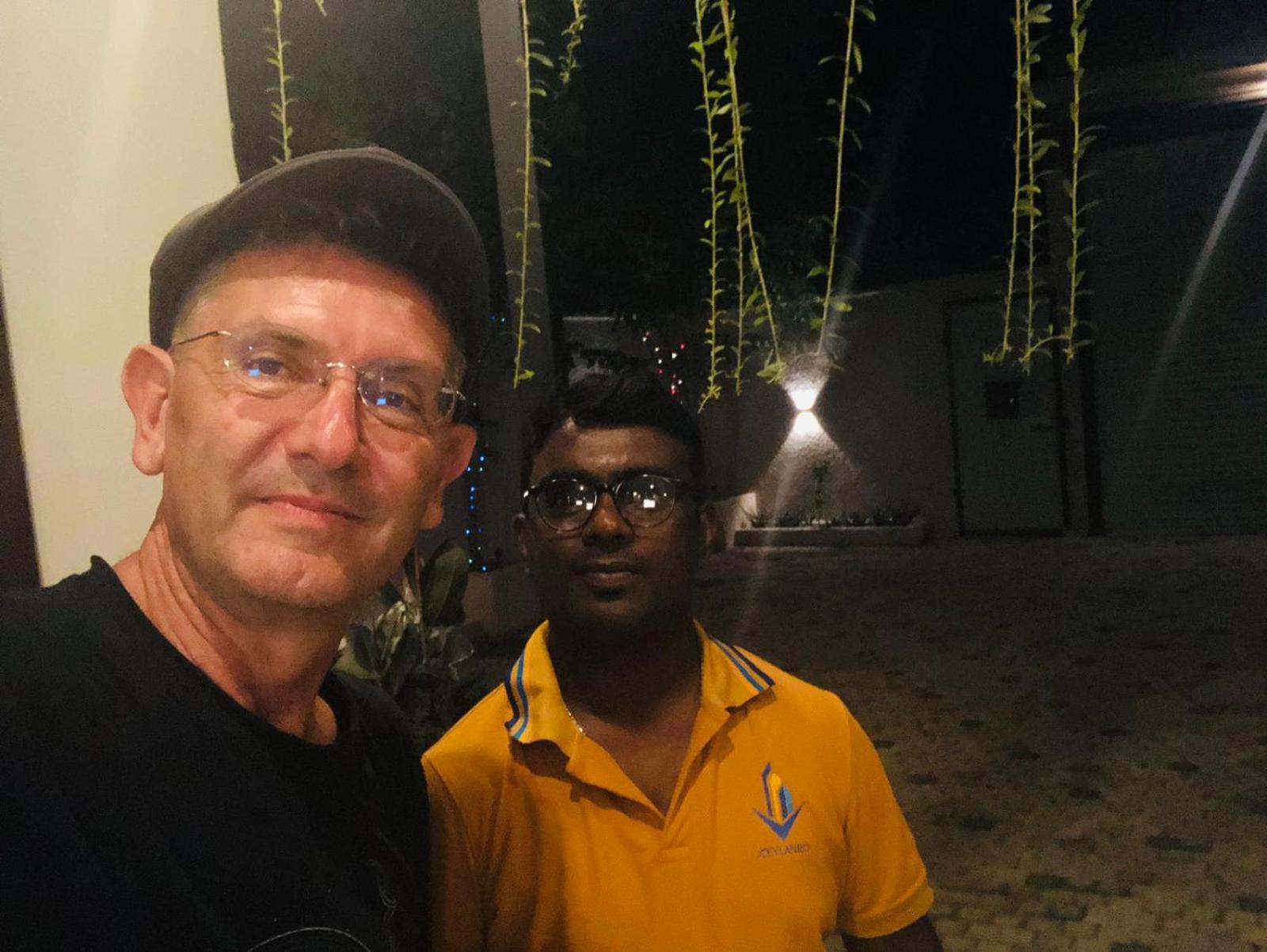 Ceylanro Transit Villa Negombo Bagian luar foto