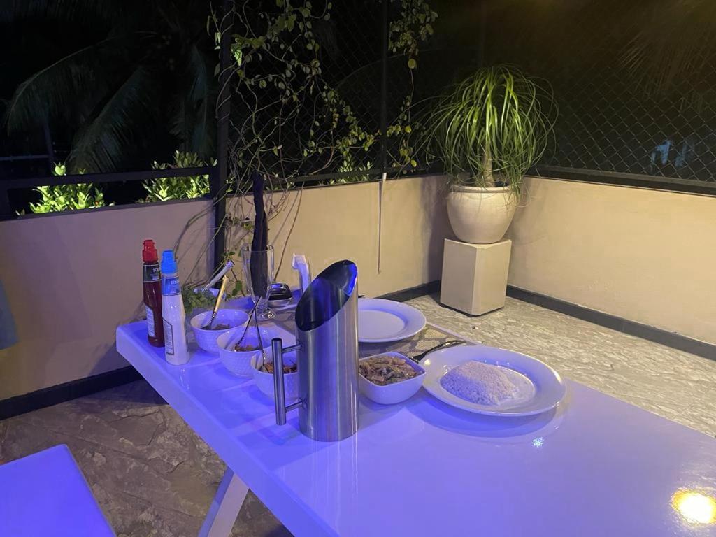 Ceylanro Transit Villa Negombo Bagian luar foto