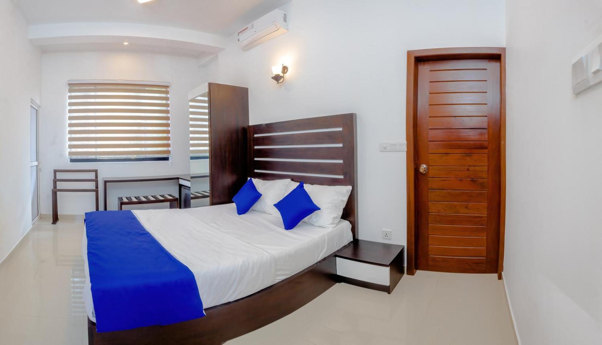 Ceylanro Transit Villa Negombo Bagian luar foto